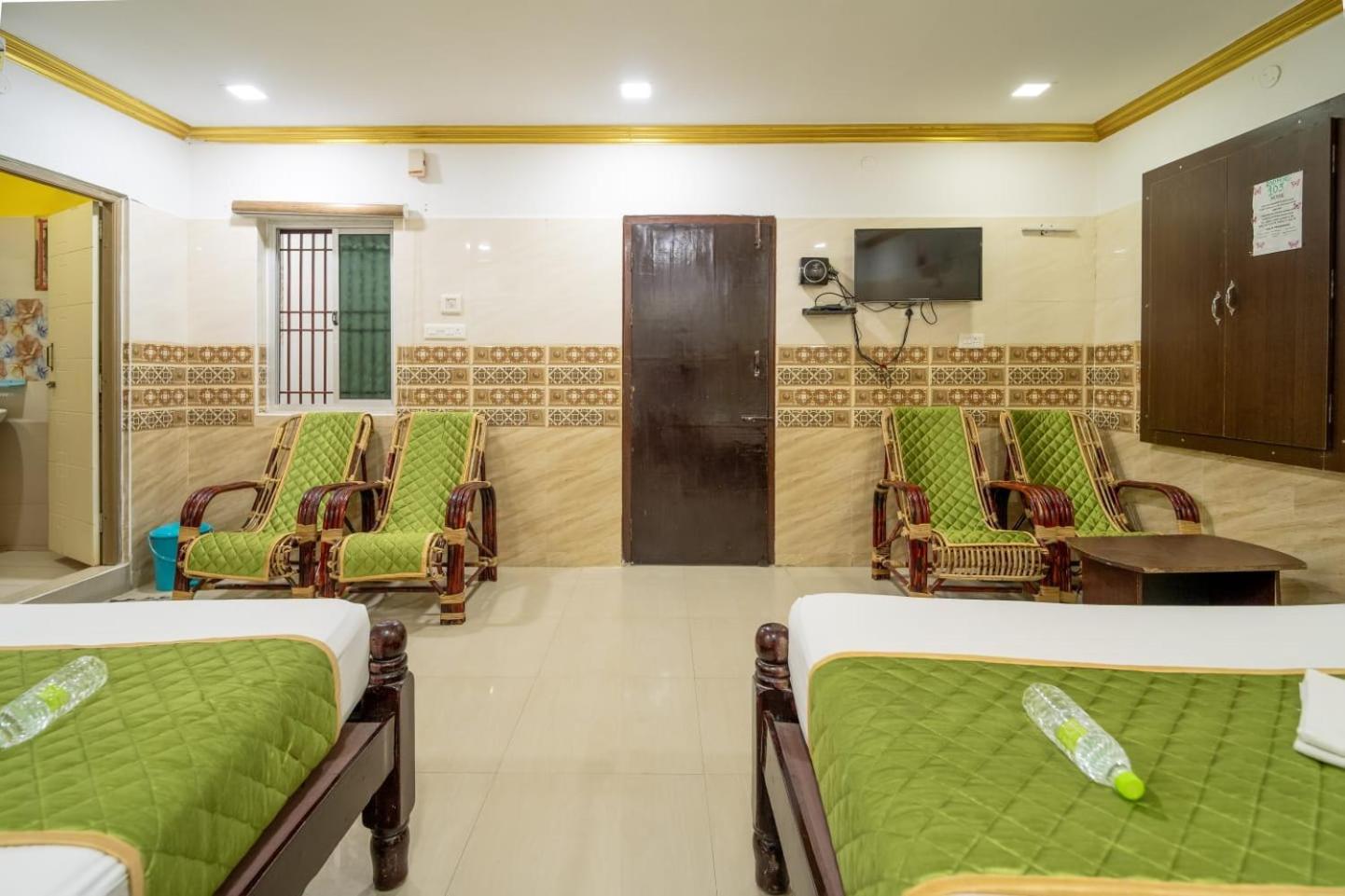 Отель Sri Vinayaga Residency Рамешварам Экстерьер фото